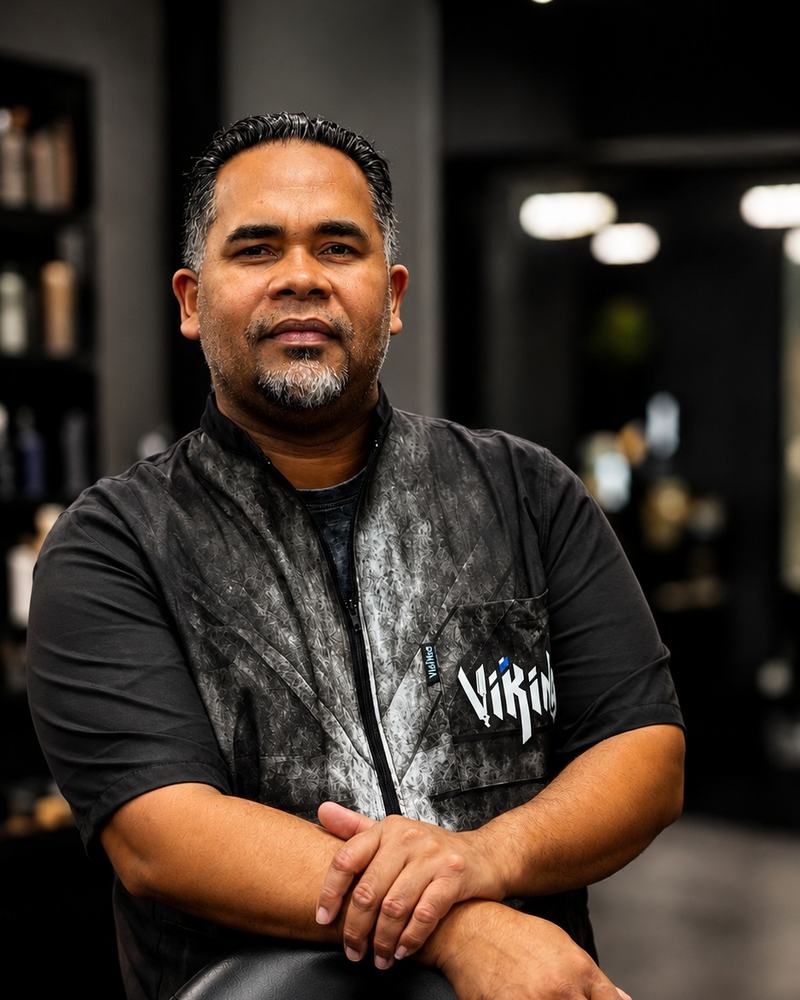 Juan, Master Barber at Viking Barber Studio - Fades, Beard and Shape specialist